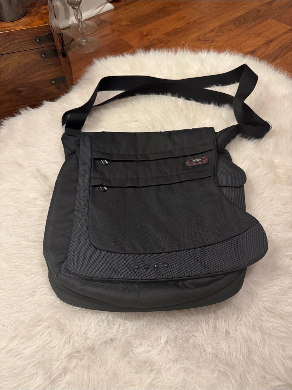 Tumi Black Nylon Messenger Crossbody Bag with Adjustable Strap pre-owned.